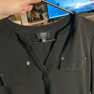 Jones of NY. Black classic pop over blouse.